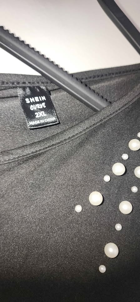 Shein black cold shoulder top with faux pearl embellishments - photo 4