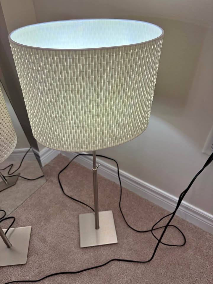 Table lamp ( 3 of them )