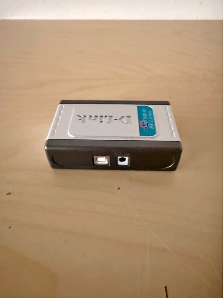 D-Link DUB-H7
