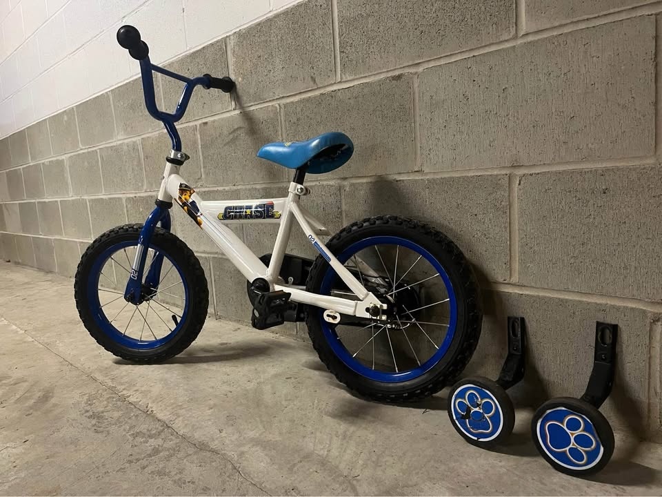 Bicycle for young kids 3-7 years old - photo 4