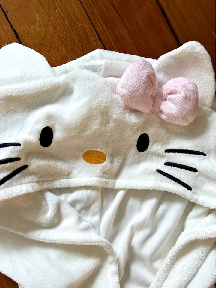 Hello Kitty Sanrio women’s one piece onsie PJ pajamas ADULT M/L