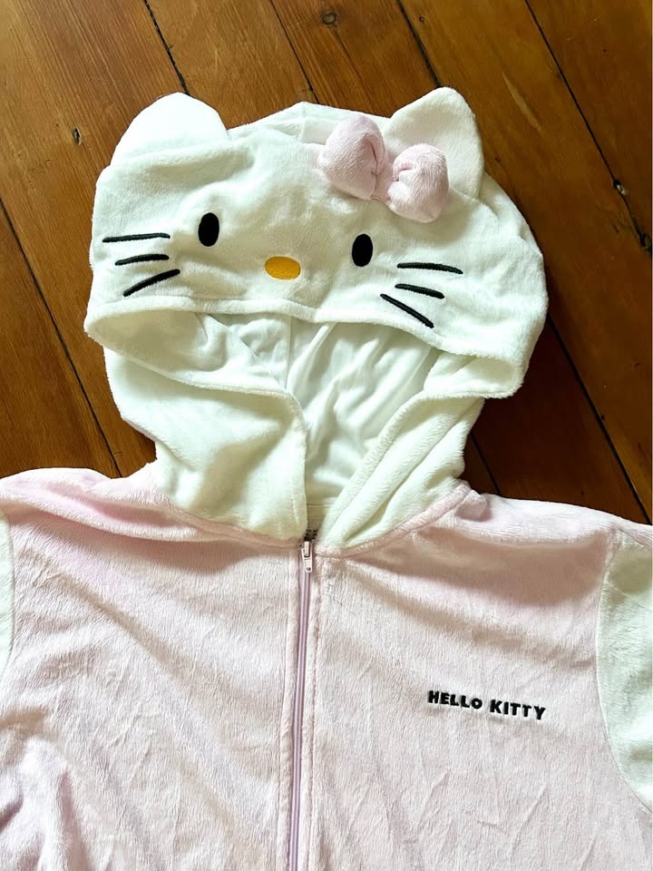 Hello Kitty Sanrio women’s one piece onsie PJ pajamas ADULT M/L - photo 2