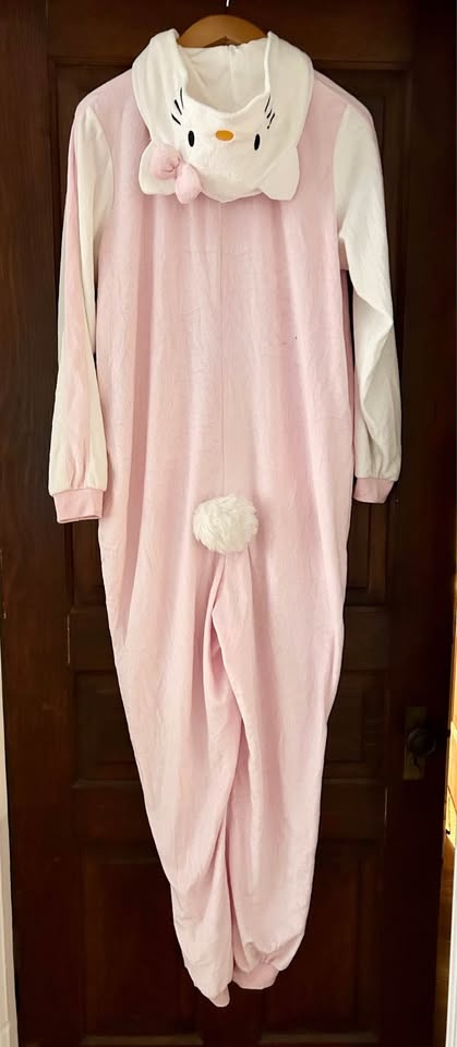 Hello Kitty Sanrio women’s one piece onsie PJ pajamas ADULT M/L - photo 5