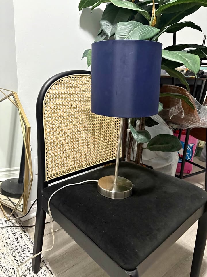 2 Navy Table Lamps 24” x 19.5 - photo 2