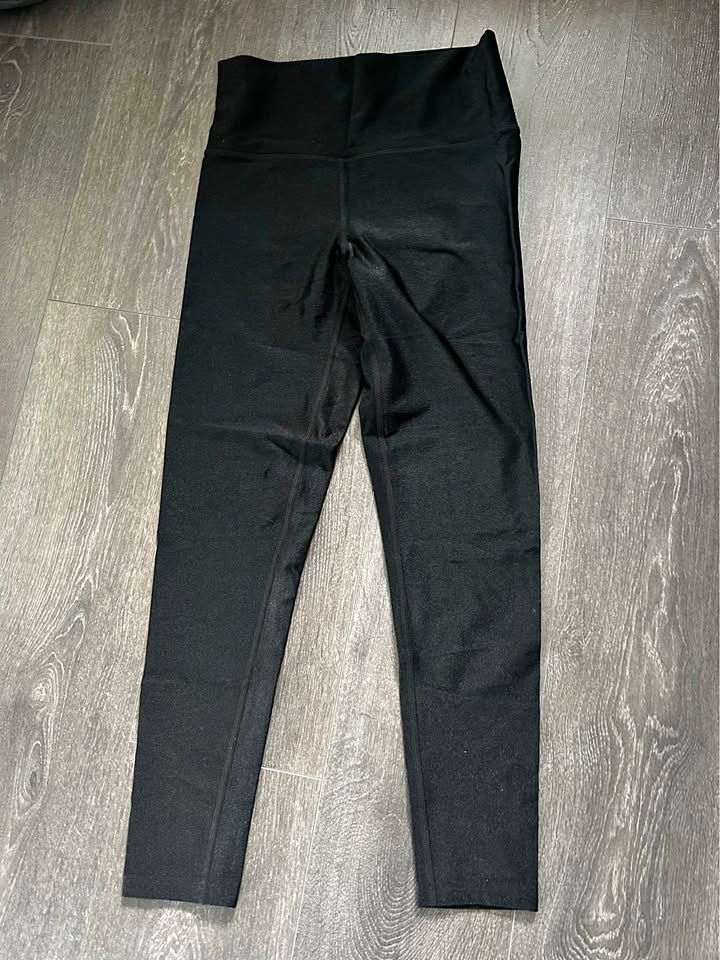 Arie Ribbed Leggings size M