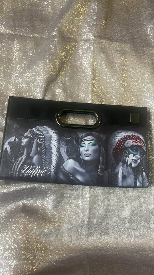 Native Americans print clutch bag - photo 2