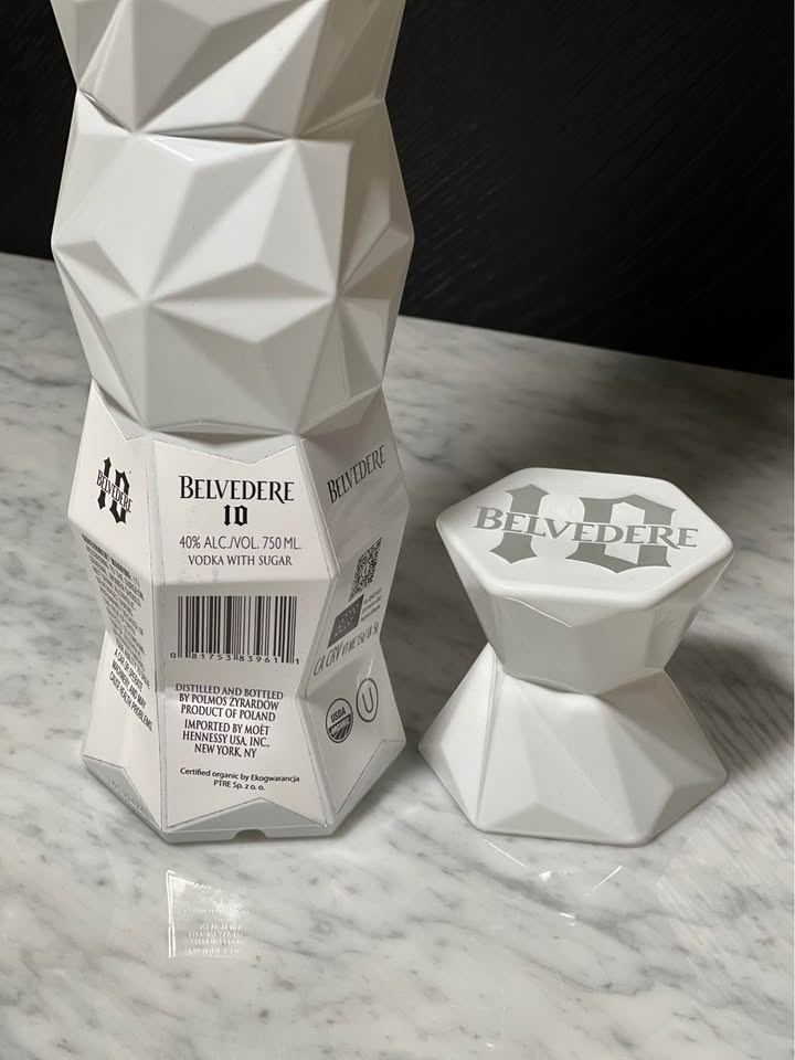 Belvedere 10 Vodka Collectible Luminous Bottle & Bag - photo 3