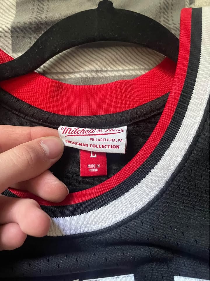 Dennis Rodman Jersey Size L - photo 5