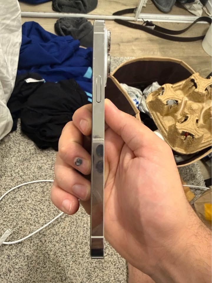 iPhone 14 Pro Max - photo 3