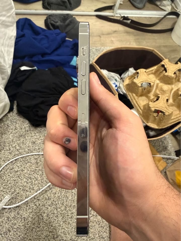 iPhone 14 Pro Max - photo 4