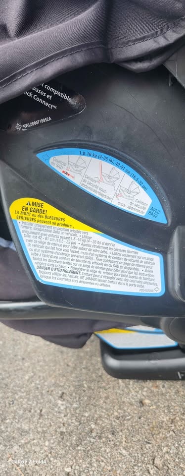 Graco SnugRide 35 Lite LX Infant Car Seat, 1.8-15.8 kg - photo 3