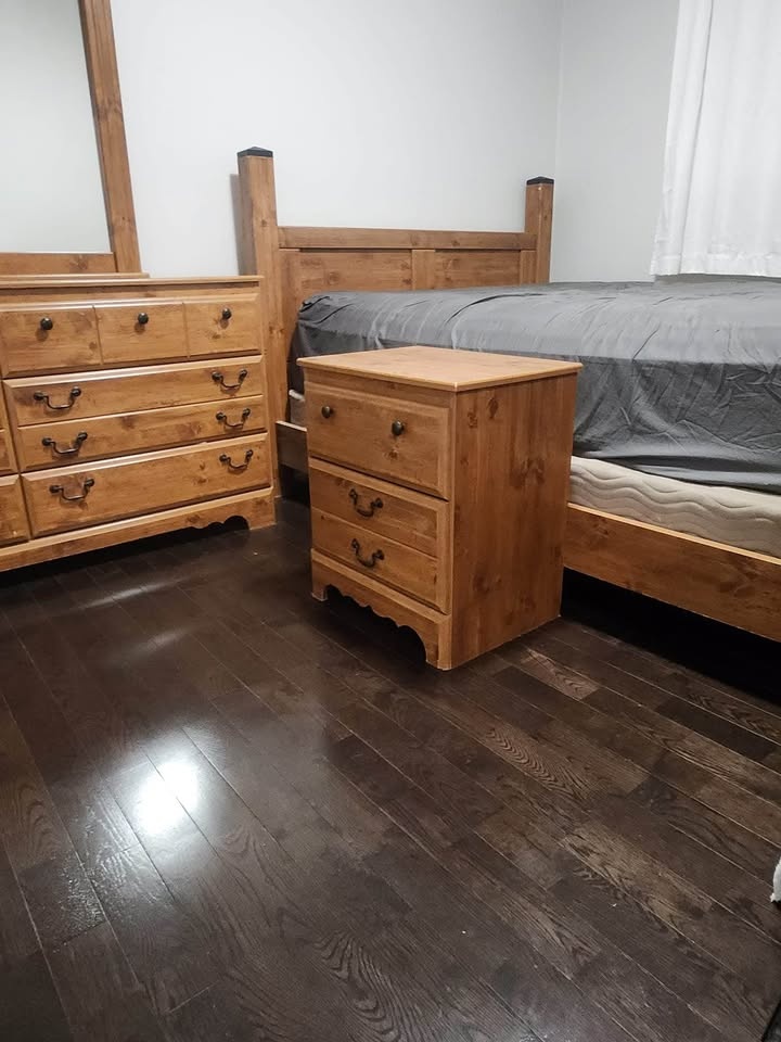 Queen size Bedroom set - photo 2