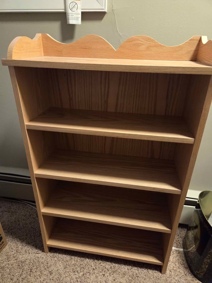 Solid wooden bookcase - photo 2