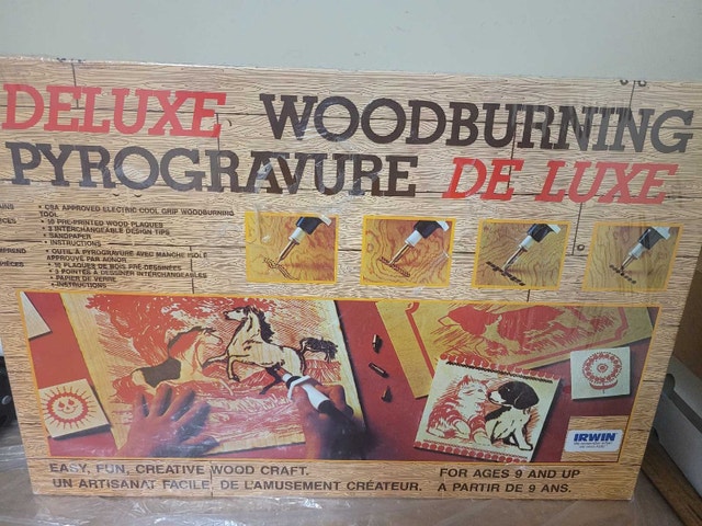 New 1980 Deluxe Woodburning Kit Horse Dog Cat