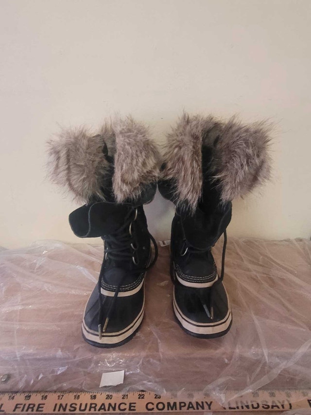 SOREL Winter boots 8 W 6 M