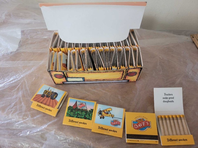 DAVE'S Brand original 50 Match Book Eddy Match Philip Morris Inc