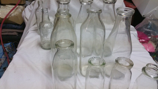 10 VINTAGE MIX GLASS MILK BOTTLE - photo 4