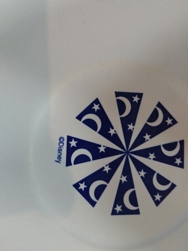 Vintage Walt Disney Plate it is 71/4” - photo 4