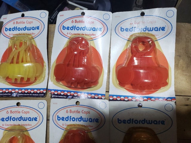 72 Vintage Plastic Bottle Caps - photo 2