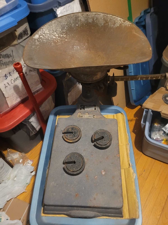 Antique Howe Richardson Table Scale