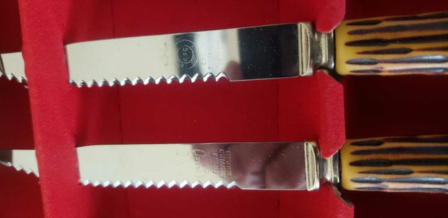 Vintage Crown Sheffield Set 6 Knights of the Round Table Knives - photo 3