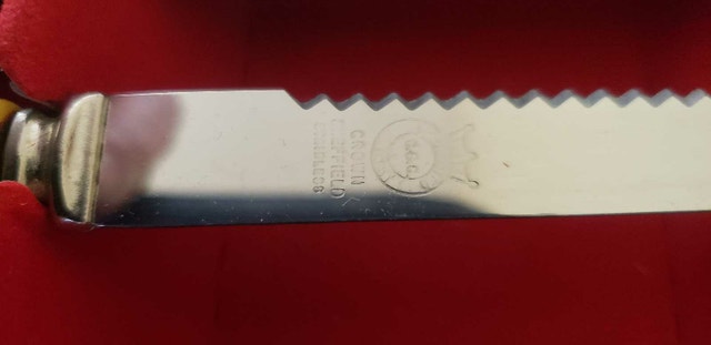 Vintage Crown Sheffield Set 6 Knights of the Round Table Knives - photo 5