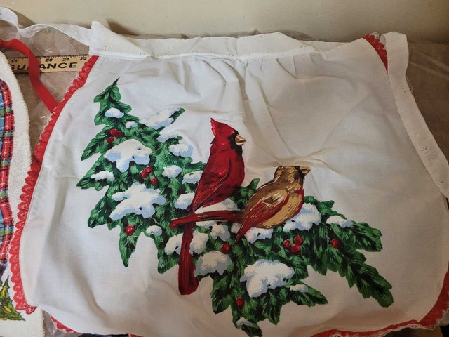 2 x Vintage New Cooking Apron England Christmas Baking Cardinal - photo 5