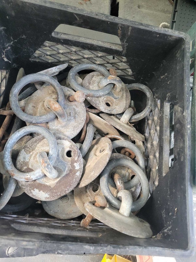COW HORSE mooring ring or hitching ring anchor FARM EQUIPMENT