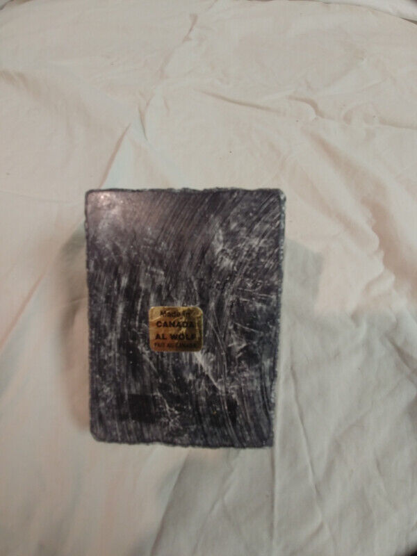 Al Wolf Soap Stone Quebec Beaver Pen Envelope holder - photo 4