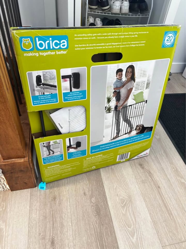 Brand new Baby gate