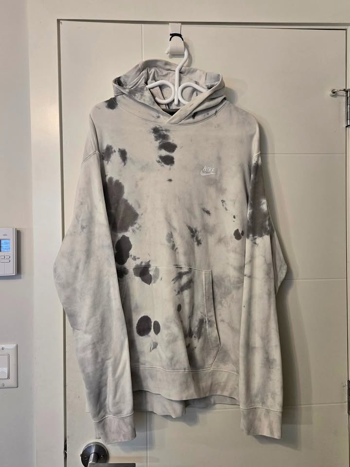 MENS XL hoodie