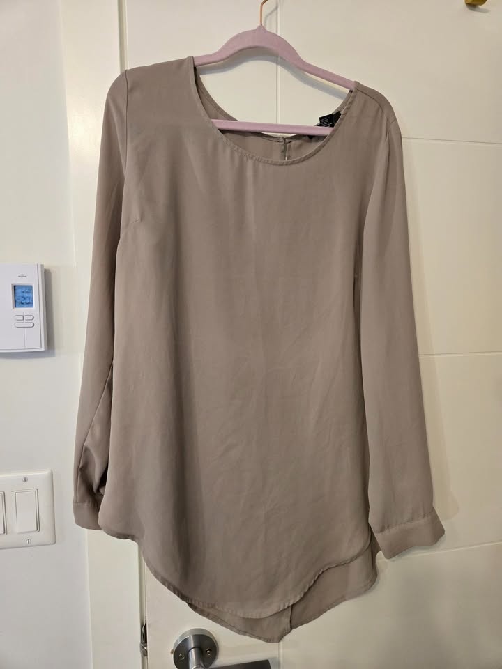 4x Womens blouse lot SIZE SMALL - photo 3