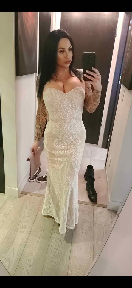 LULU'S wedding collection dress womens size Large - photo 3