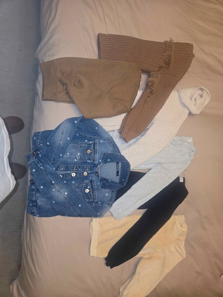Girls clothing lot Sizes 6-8 - photo 2