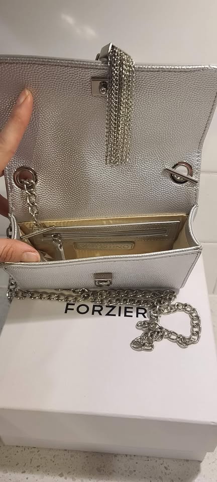Silver shoulder bag authentic - photo 2