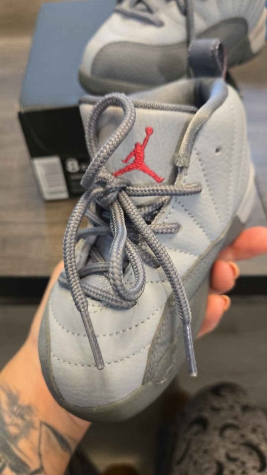 kids Jordan 12 Retro GT in wolf grey size 8c - photo 2
