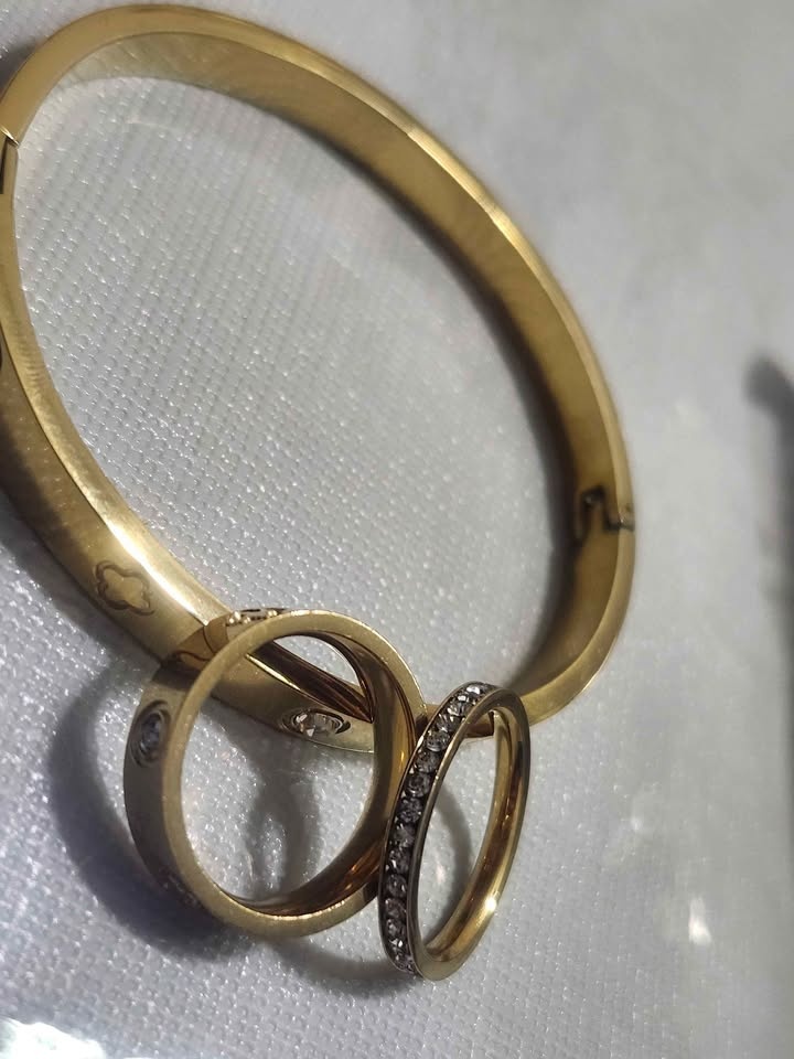 ✨ Gold-Tone Bracelet & Ring Set – Elegant & Stylish ✨ - photo 2