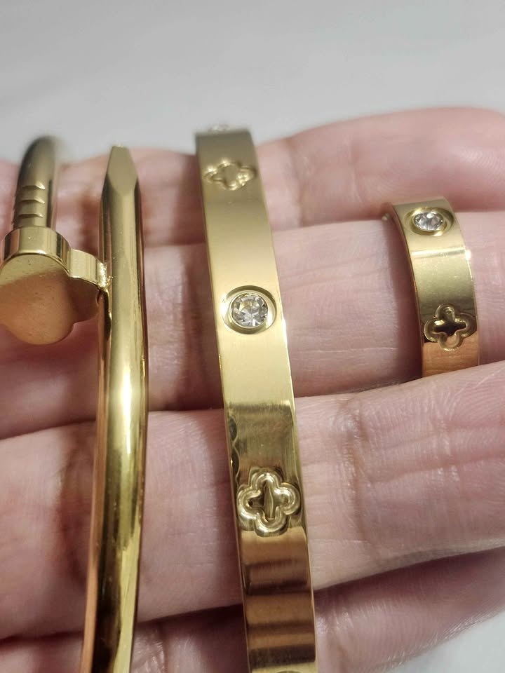 ✨ Gold-Tone Bracelet & Ring Set – Elegant & Stylish ✨