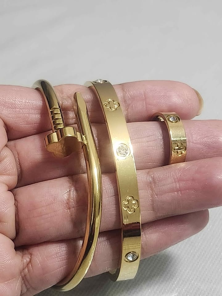 ✨ Gold-Tone Bracelet & Ring Set – Elegant & Stylish ✨ - photo 2