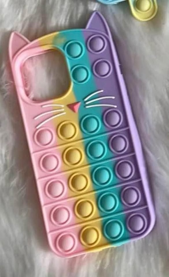 iPhone 12/12 Pro Max Case lots