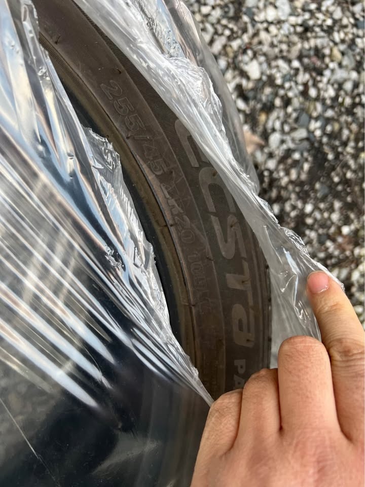 Kumho Ecsta PA51 All-Season Tire – 255/45R20 105W - photo 2