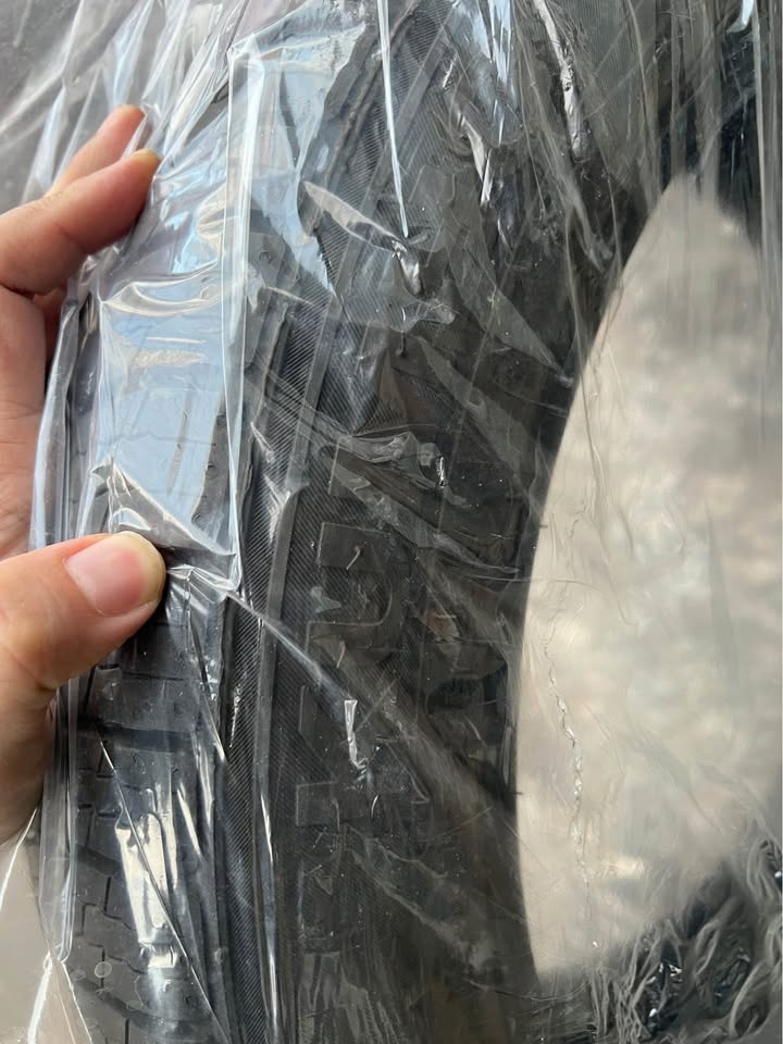 Kumho Ecsta PA51 All-Season Tire – 255/45R20 105W - photo 4
