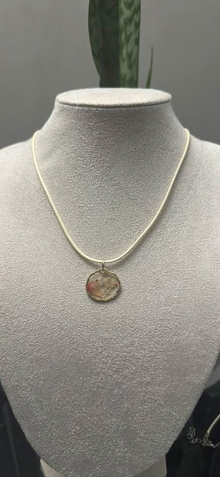 Floral pressed necklace - photo 2