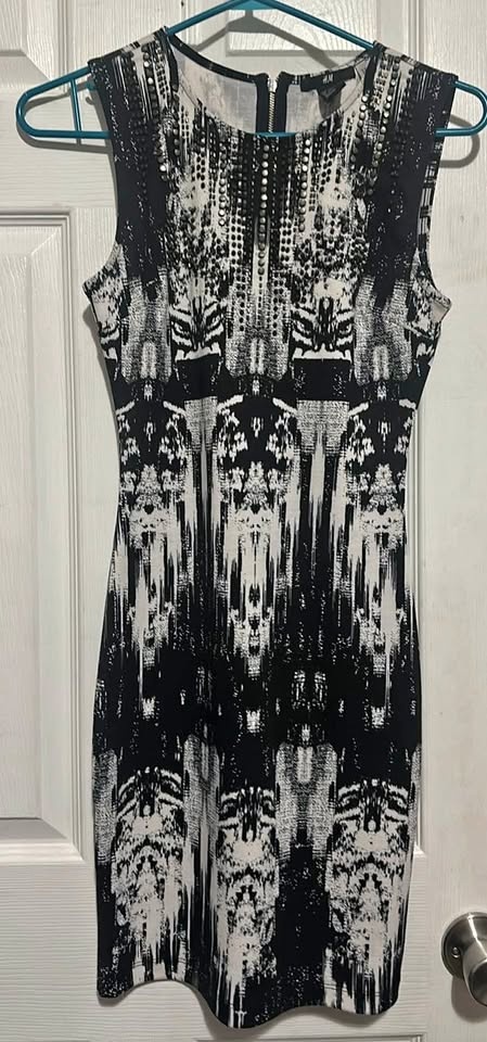 Black & white dress (H&M)