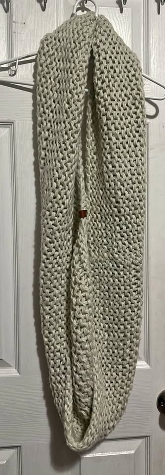 chunky knit infinity scarf