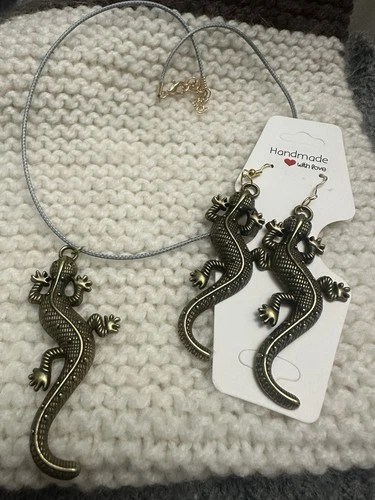 bronze-toned gecko dangle earrings Set