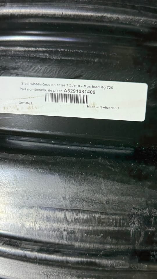 Hyundai sonata original Switzerland, 18 inch trims ￼ - photo 2