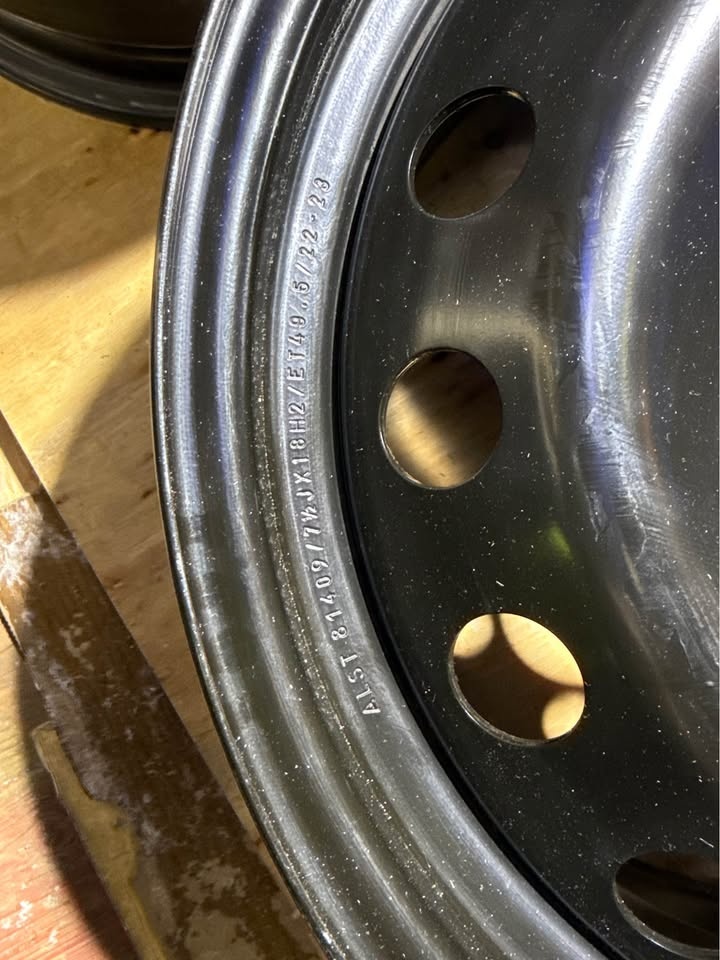 Hyundai sonata original Switzerland, 18 inch trims ￼ - photo 3