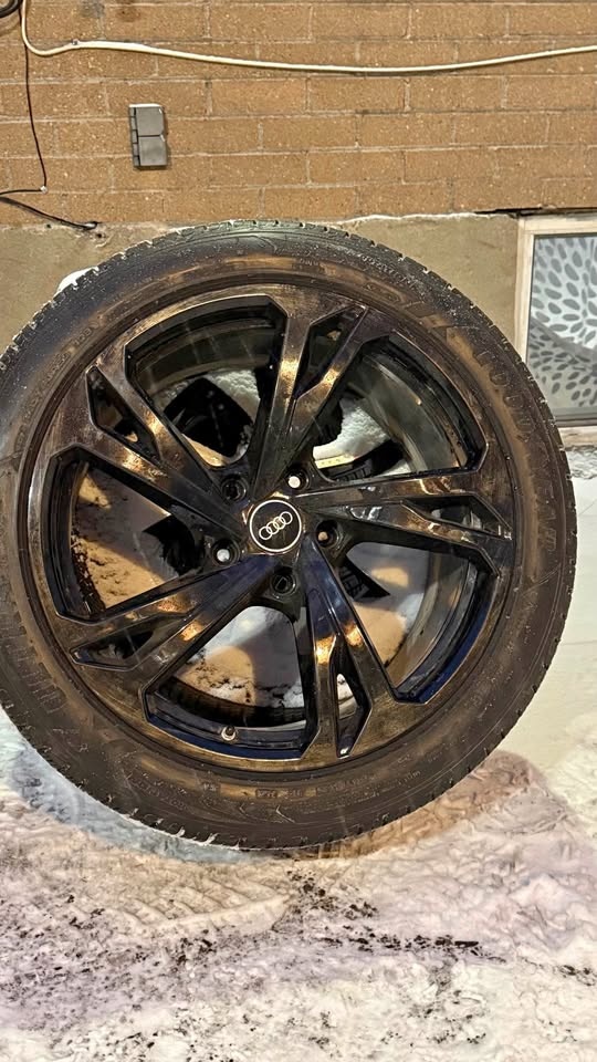 2026 Audi E Tron GT original OEM rims with winter tires