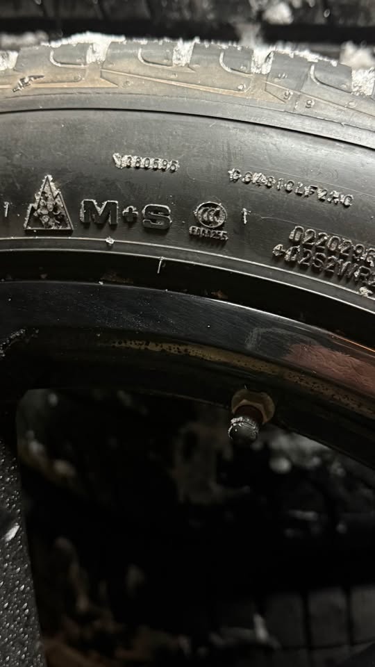2026 Audi E Tron GT original OEM rims with winter tires - photo 3
